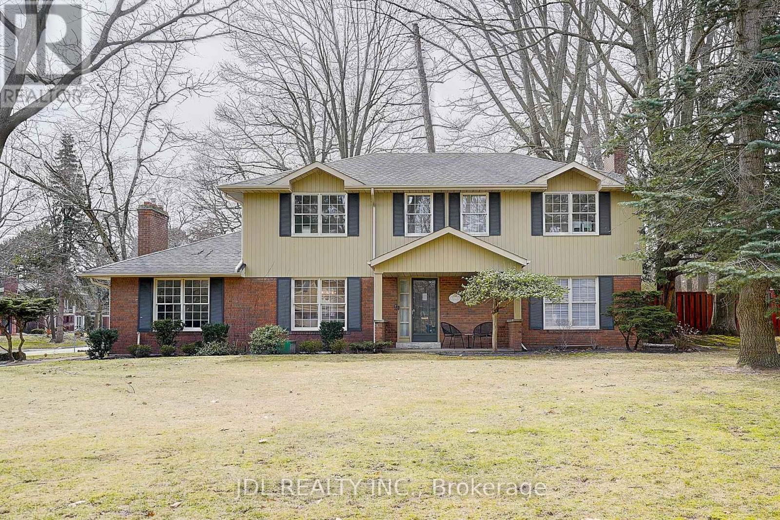 312 DALEWOOD DRIVE Image 2
