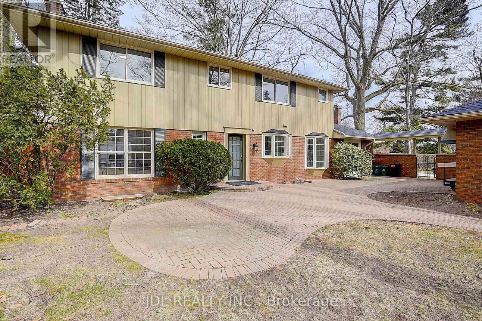 312 DALEWOOD DRIVE Image 3