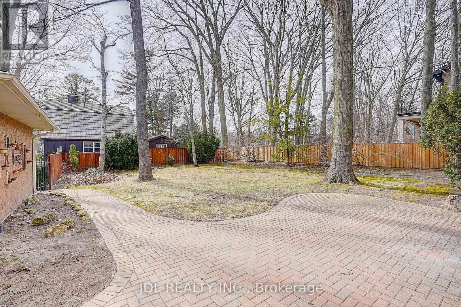 312 DALEWOOD DRIVE Image 39