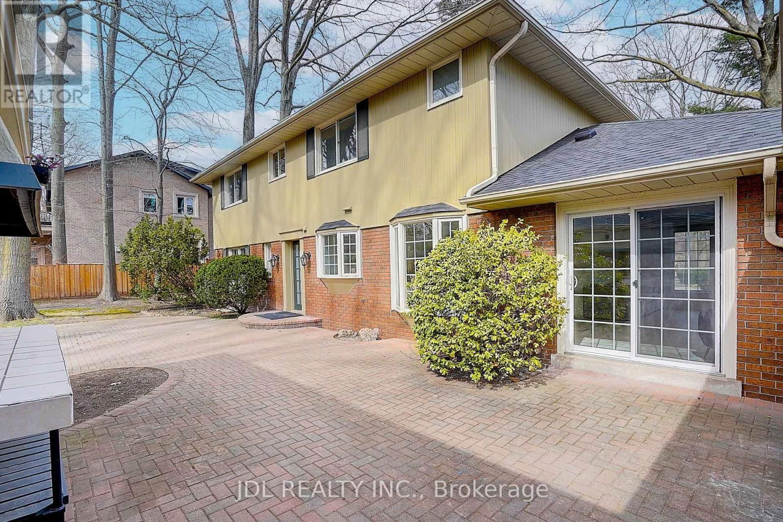 312 DALEWOOD DRIVE Image 42