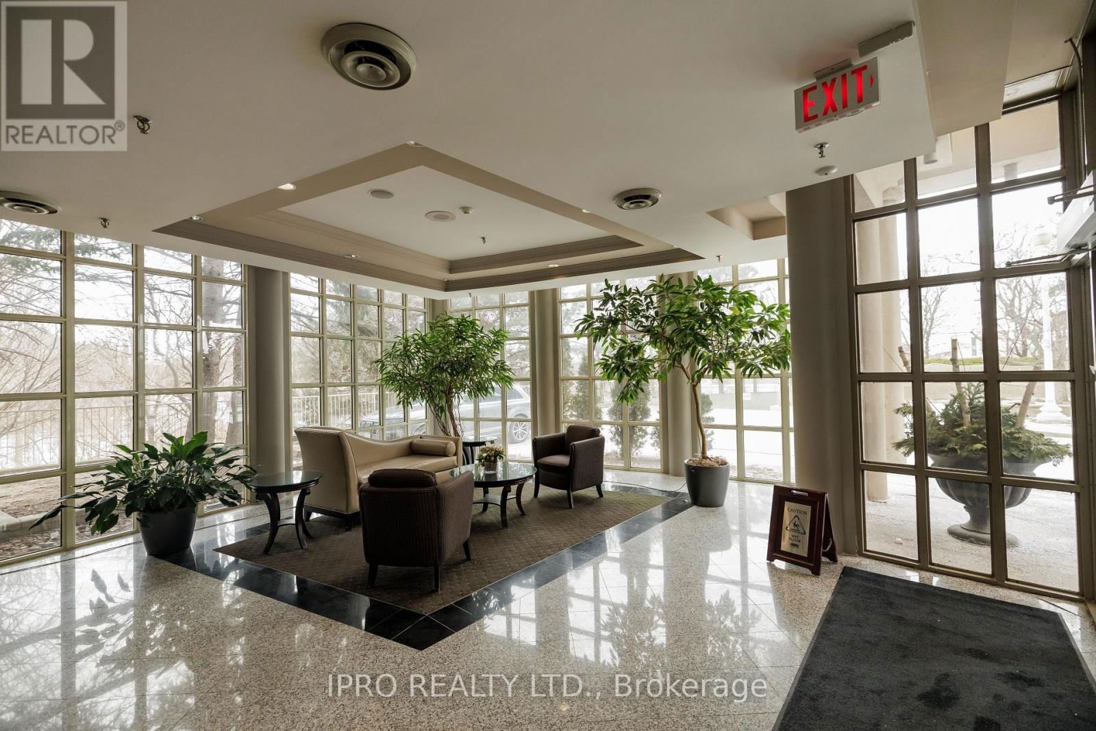 408 - 50 EGLINTON AVENUE WEST Image 27