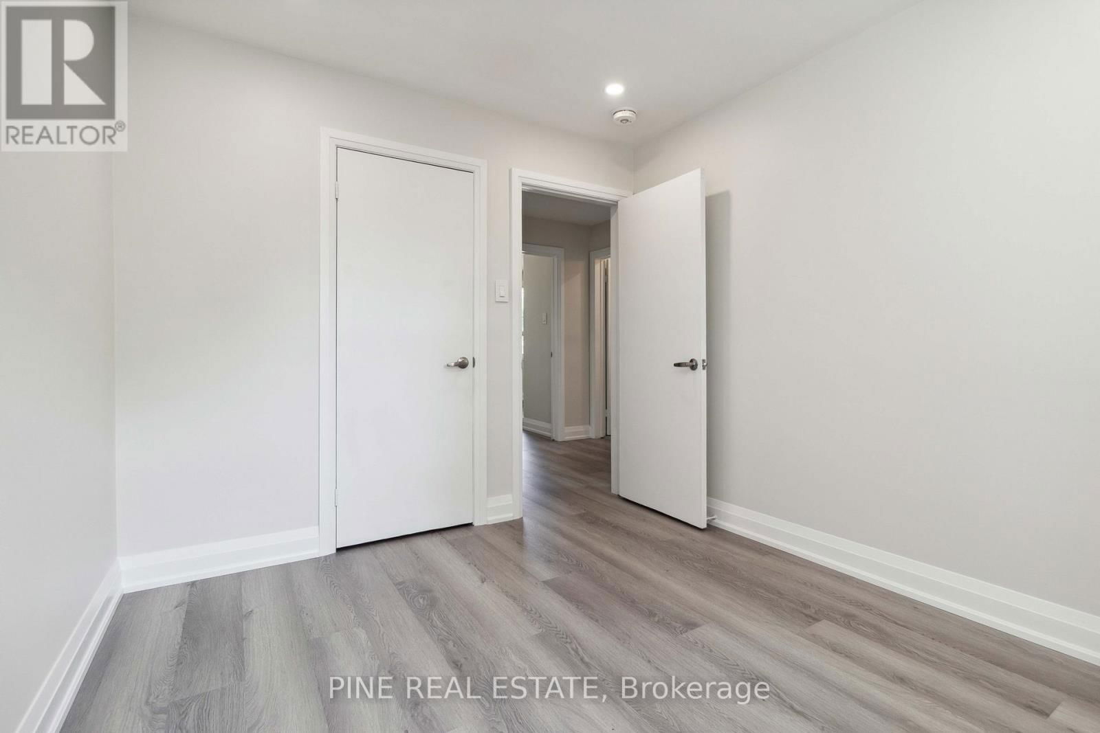 3 - 19 QUEEN STREET WEST Image 18