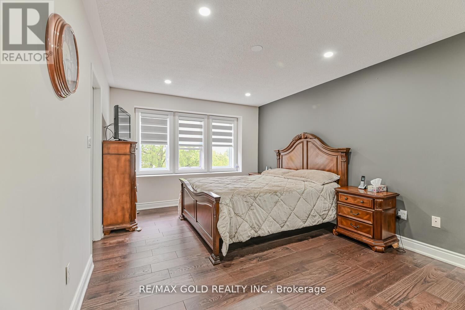 9 FAIRLAWN BOULEVARD Image 17
