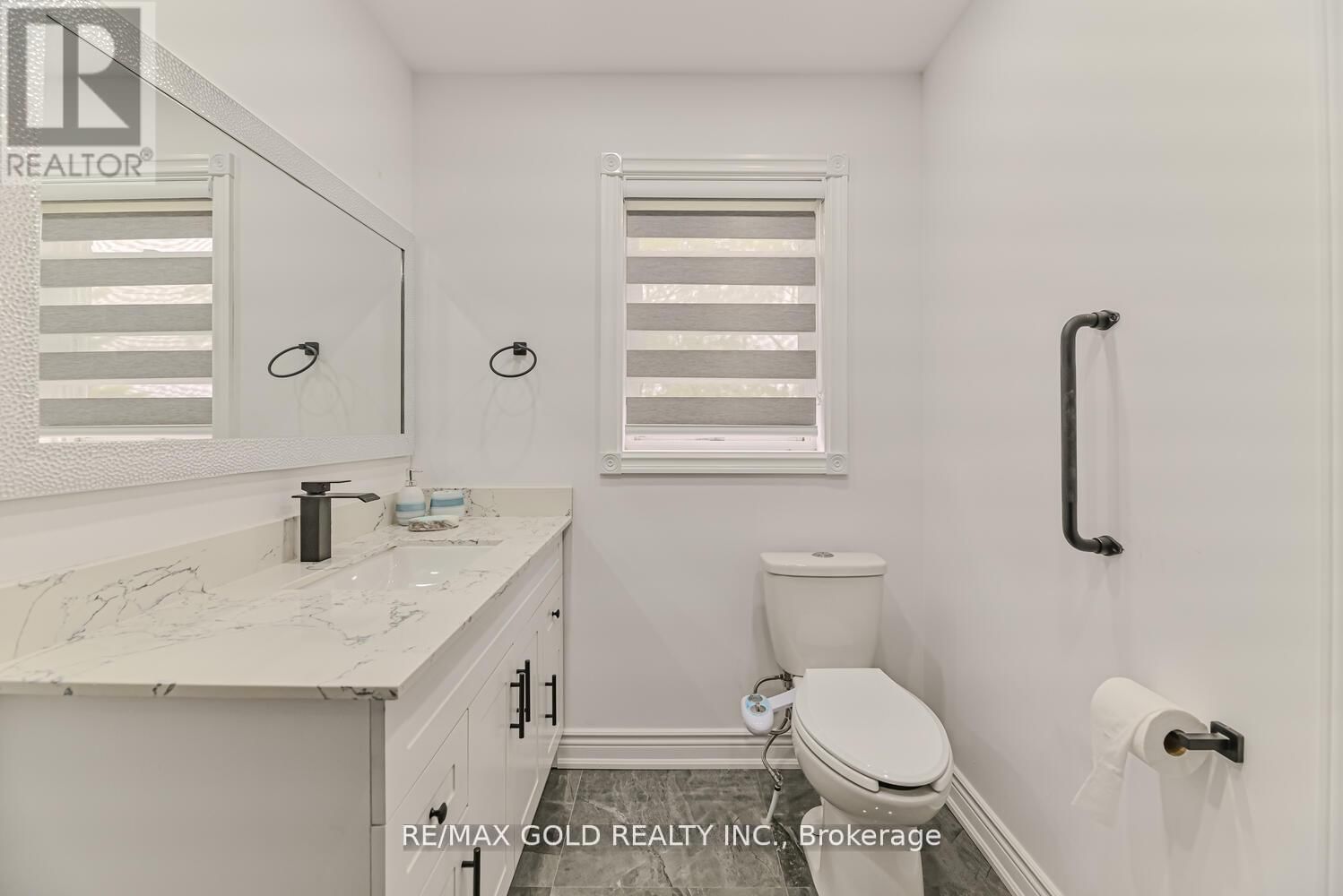 9 FAIRLAWN BOULEVARD Image 19
