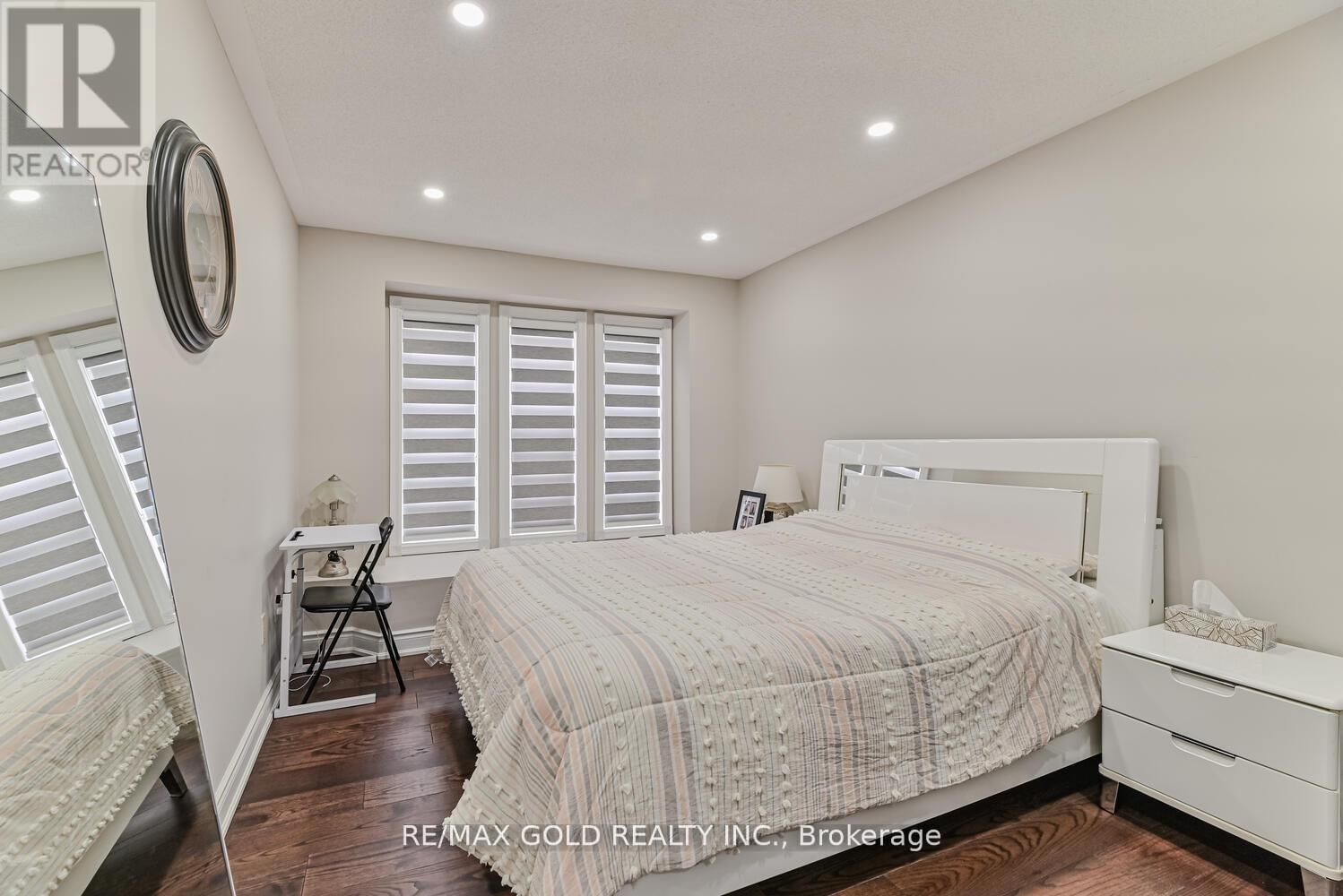 9 FAIRLAWN BOULEVARD Image 21