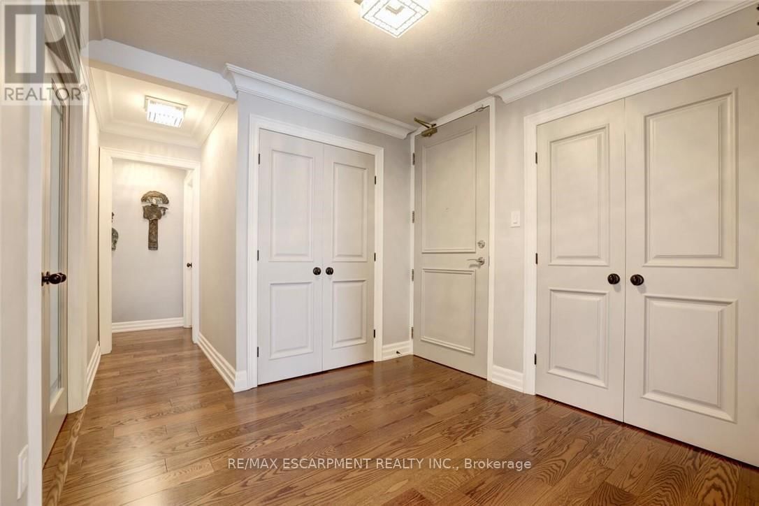 803 - 2210 LAKESHORE ROAD NORTH Image 35