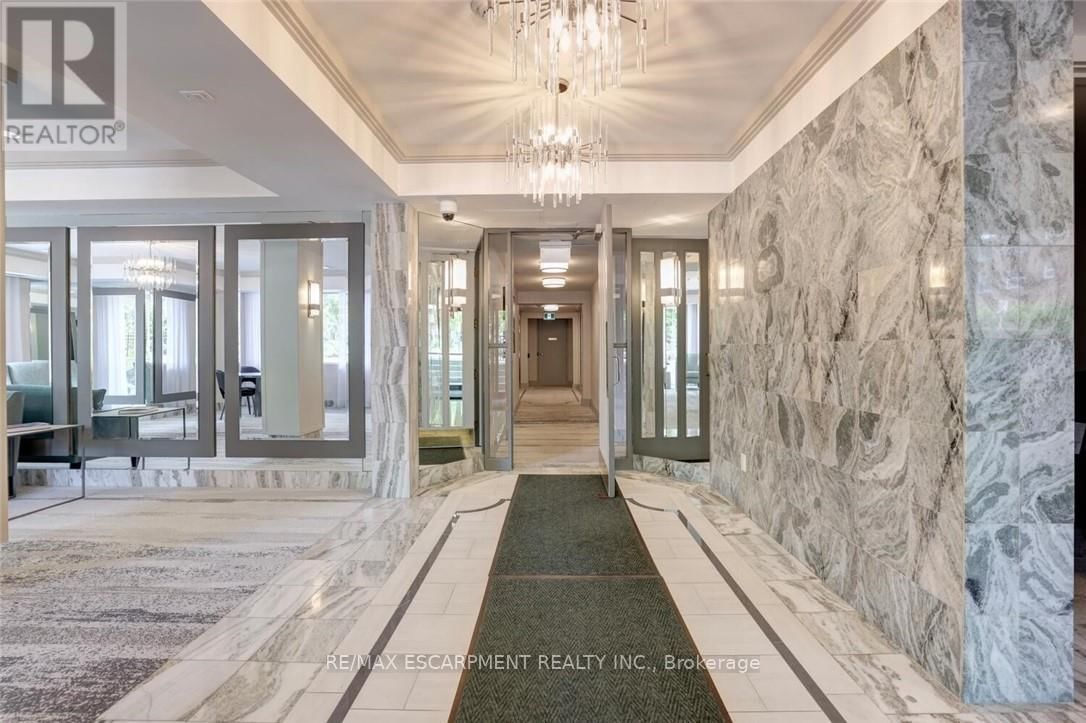 803 - 2210 LAKESHORE ROAD NORTH Image 39