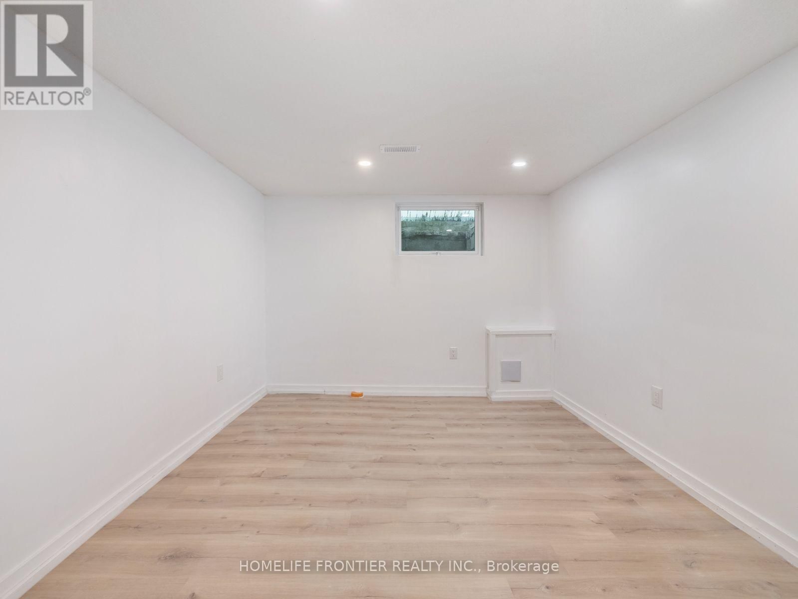 Lower - 12 GIBSON AVENUE Image 14