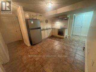 661 MERLOT COURT Image 12