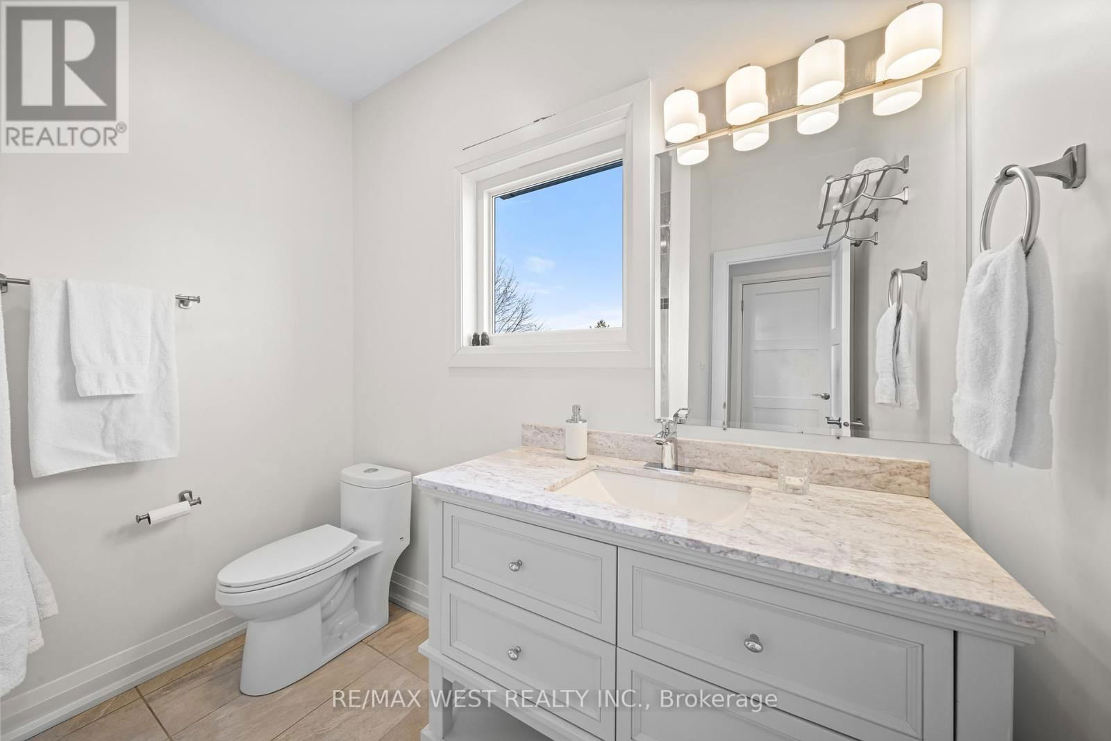 714 WILLARD AVENUE Image 16