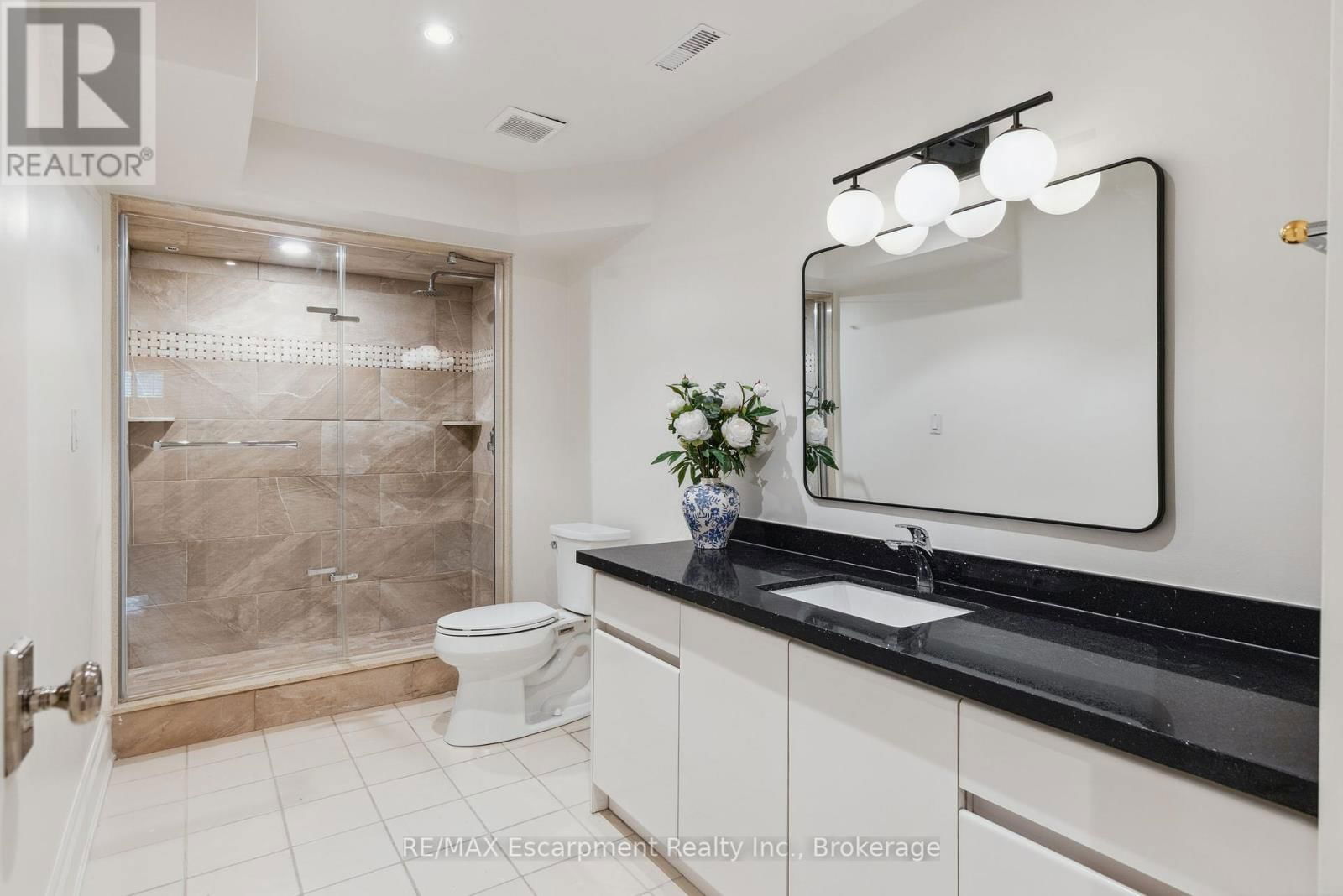 212 POPLAR DRIVE Image 29