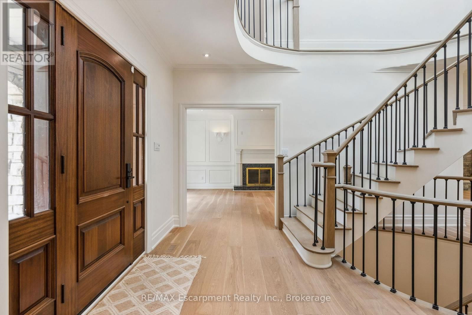 212 POPLAR DRIVE Image 4
