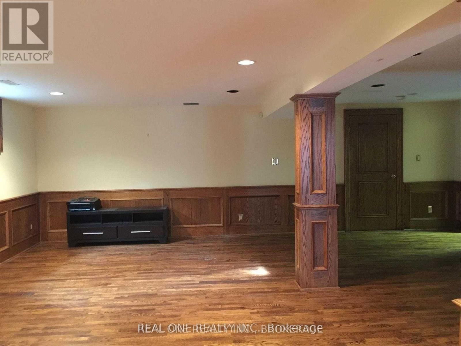 2 Bedrooms - 3501 KINGBIRD COURT Image 16