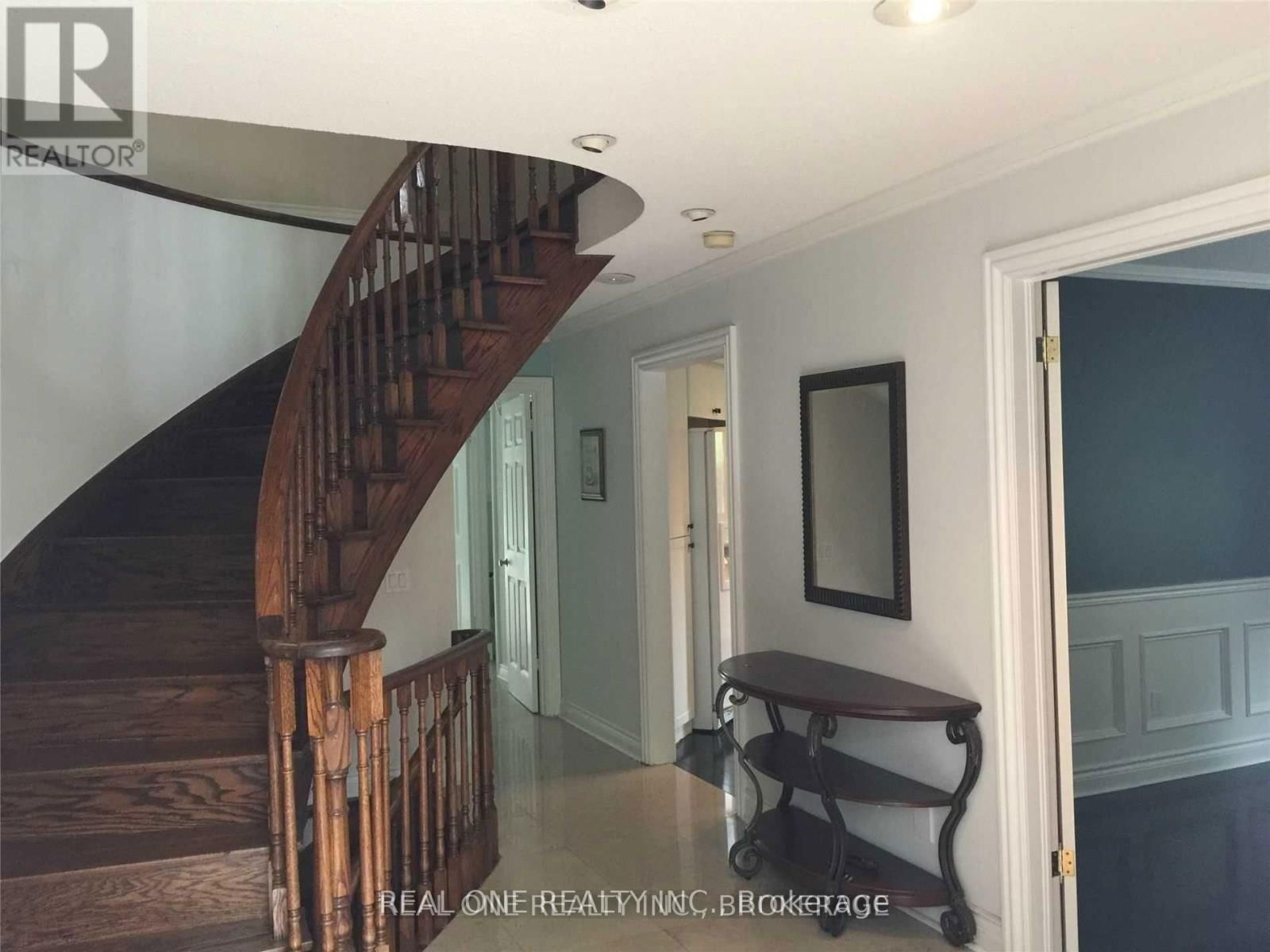 2 Bedrooms - 3501 KINGBIRD COURT Image 2