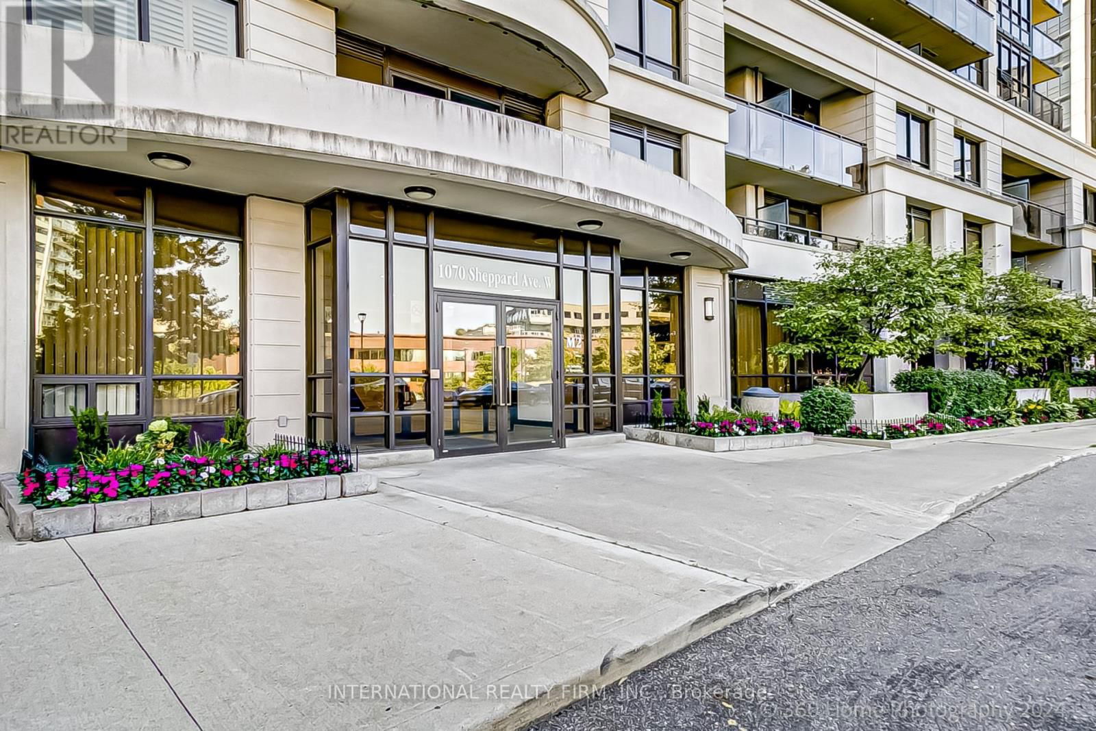 909 - 1070 SHEPPARD AVENUE WEST Image 2