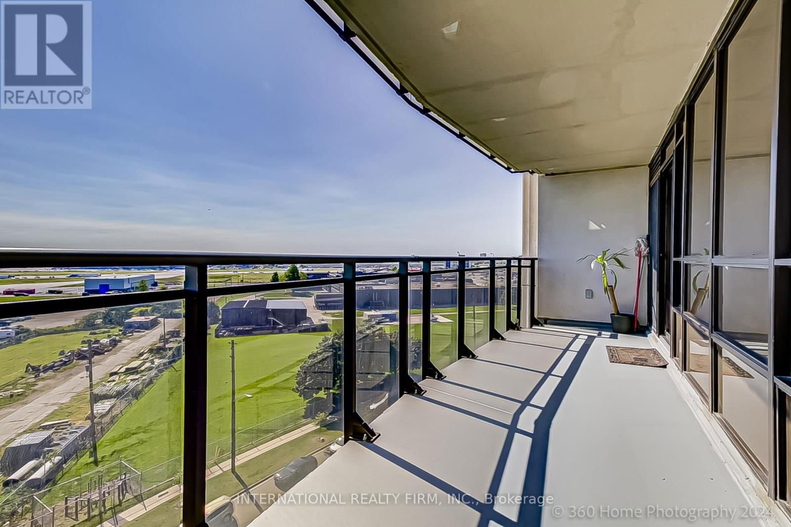 909 - 1070 SHEPPARD AVENUE WEST Image 21