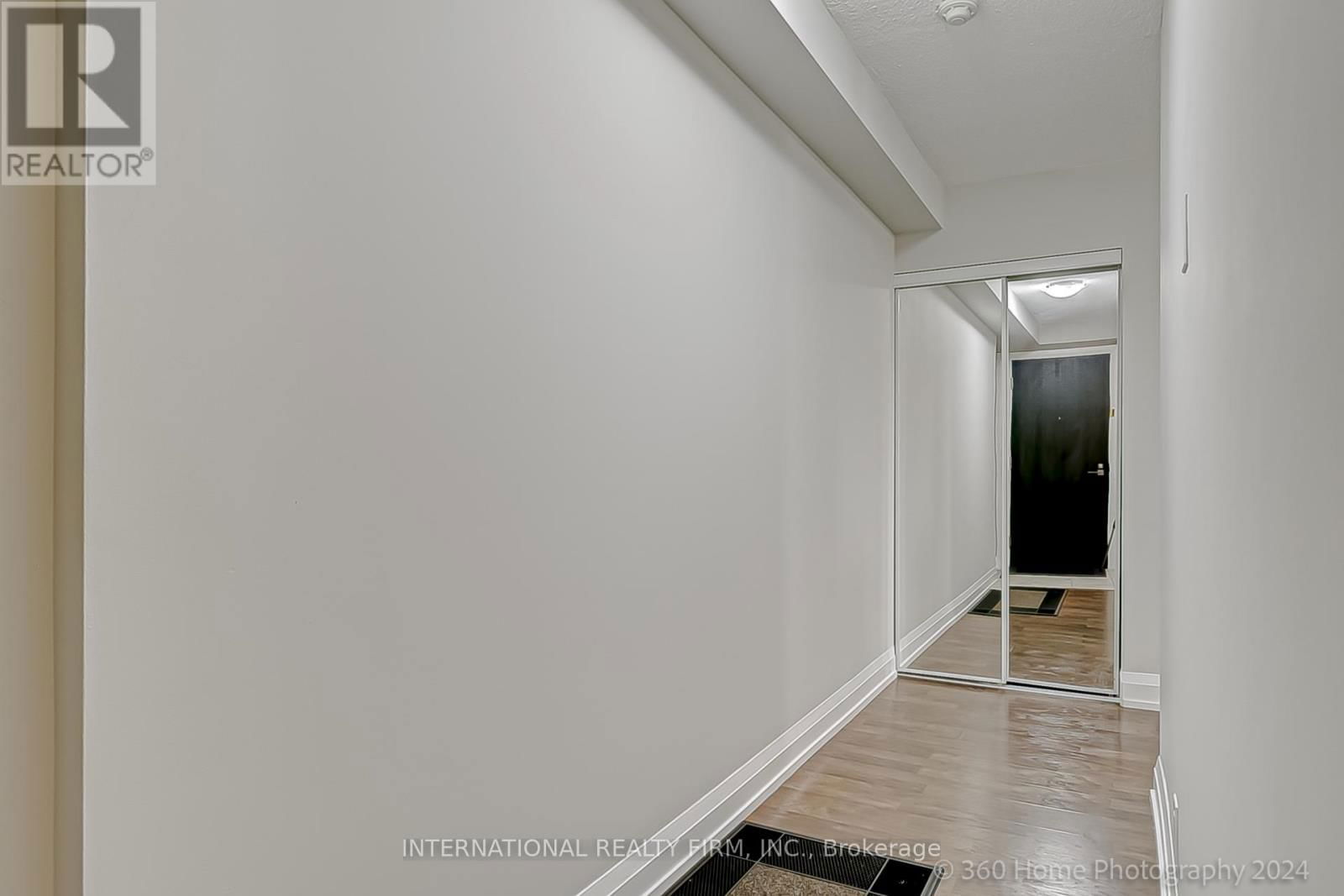 909 - 1070 SHEPPARD AVENUE WEST Image 4
