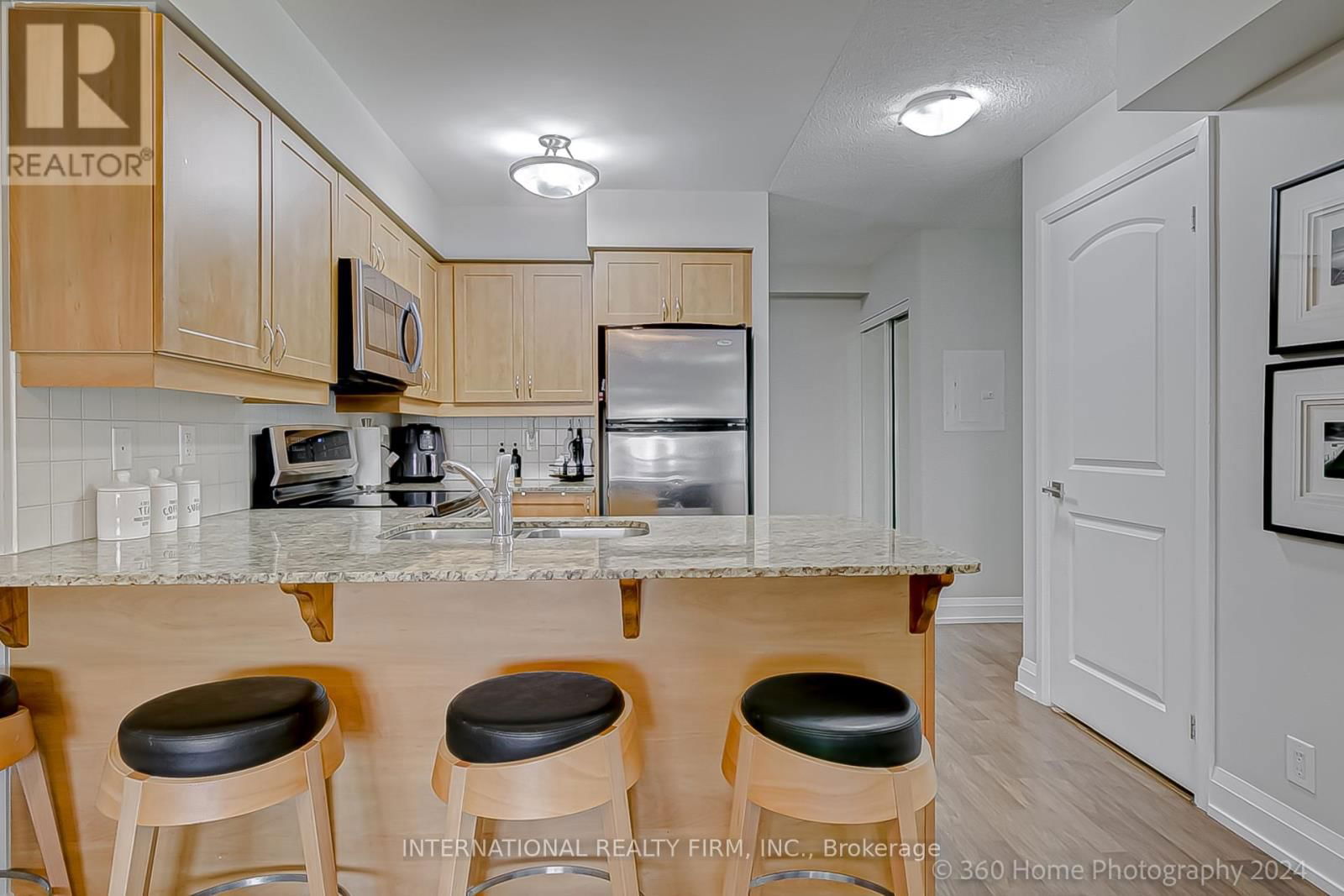 909 - 1070 SHEPPARD AVENUE WEST Image 6