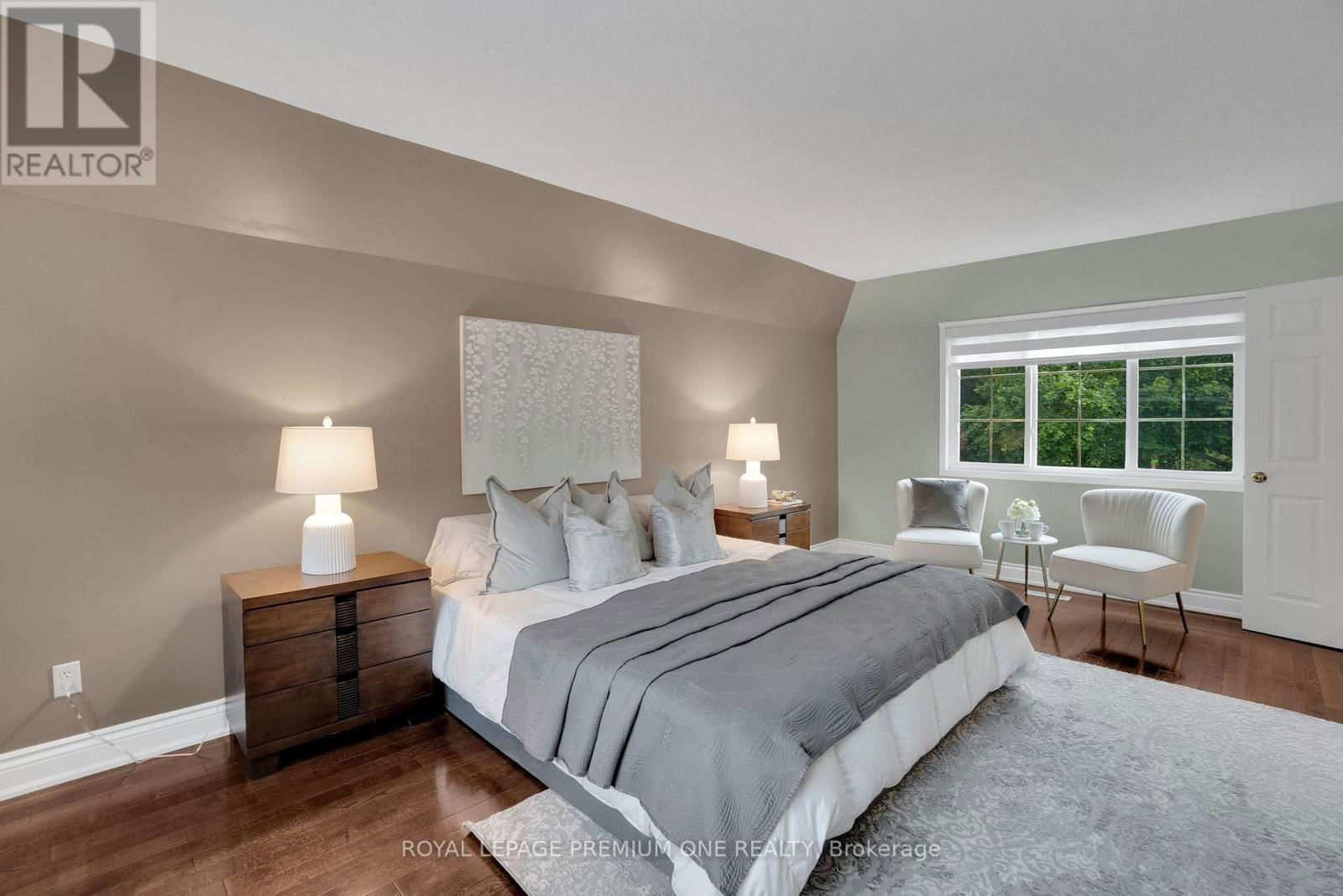 40 PARKEND AVENUE Image 22