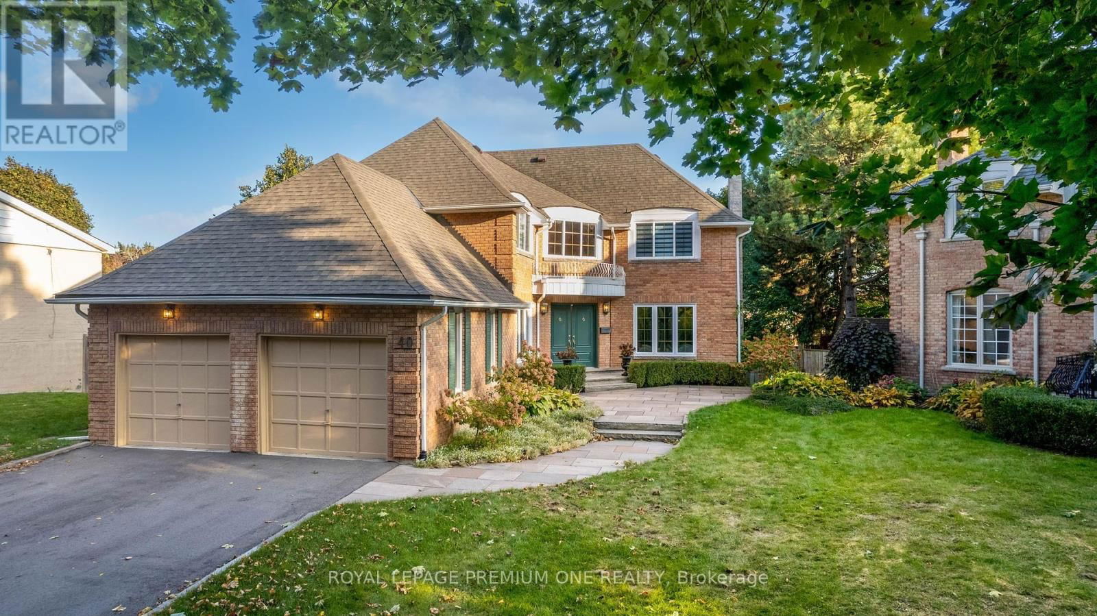 40 PARKEND AVENUE Image 6