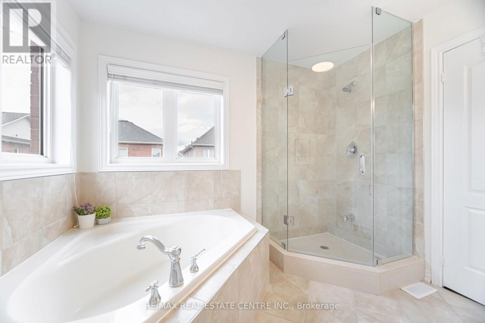 36 CALLALILY ROAD Image 28