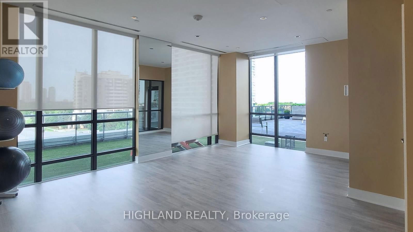 2608 - 3975 GRAND PARK DRIVE Image 20