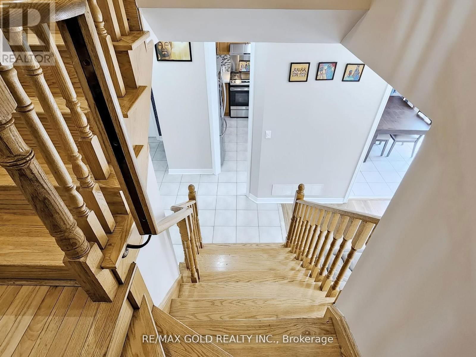 6 FOXHOLLOW ROAD Image 14