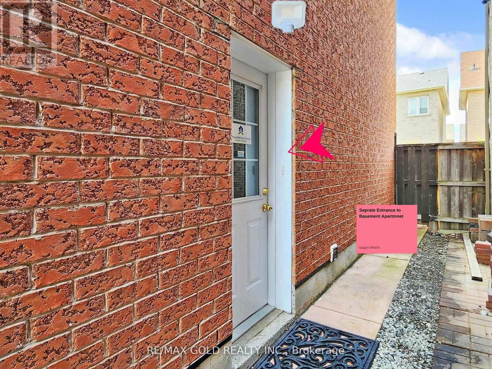 6 FOXHOLLOW ROAD Image 36
