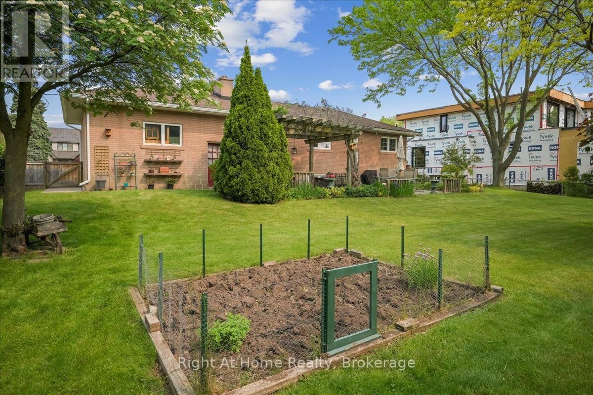 357 SEATON DRIVE Image 13