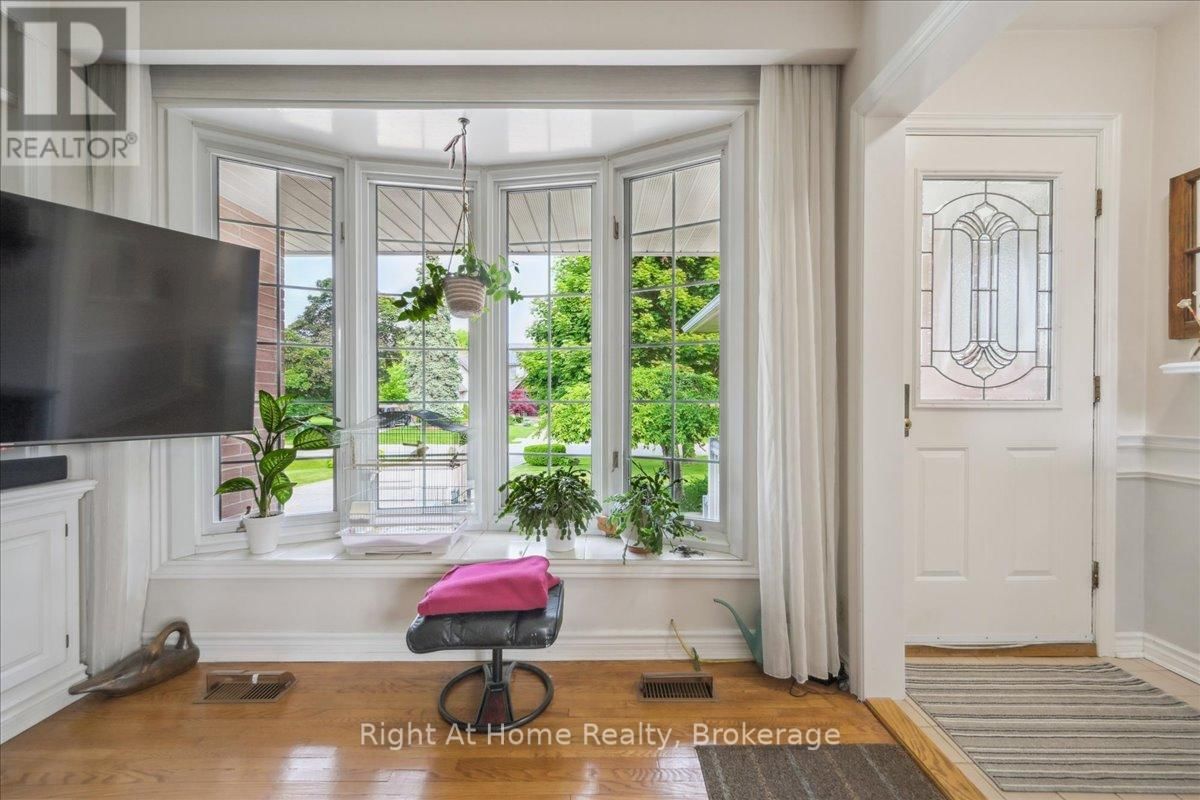 357 SEATON DRIVE Image 24