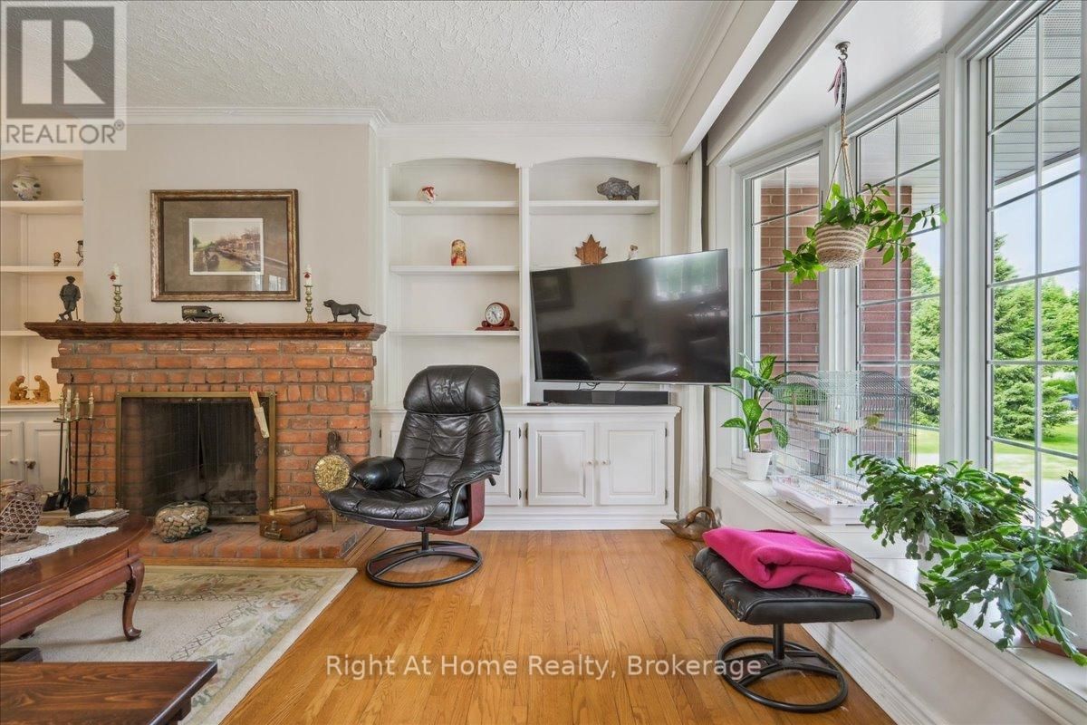 357 SEATON DRIVE Image 25