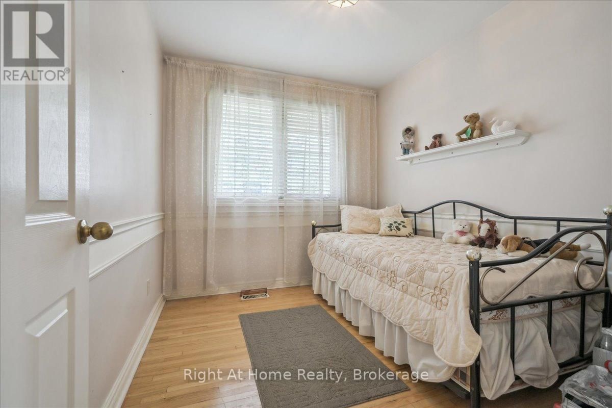 357 SEATON DRIVE Image 31