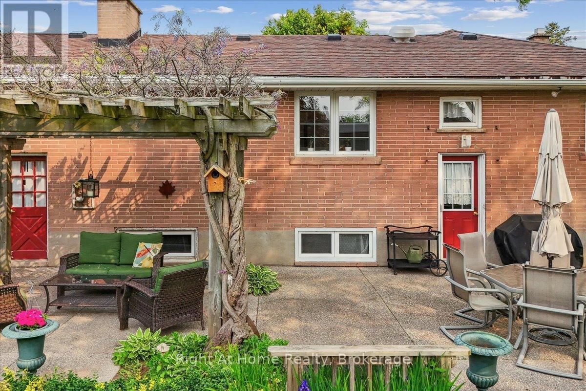357 SEATON DRIVE Image 43