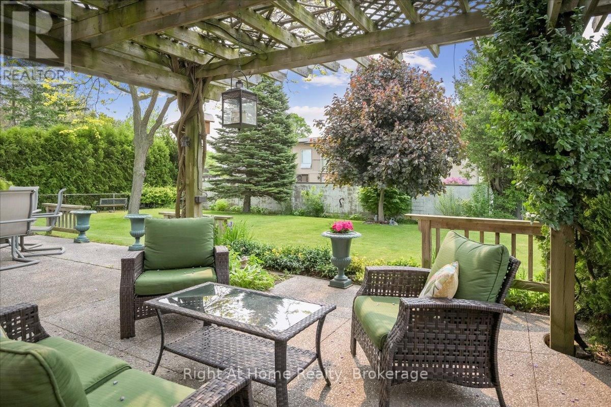 357 SEATON DRIVE Image 9
