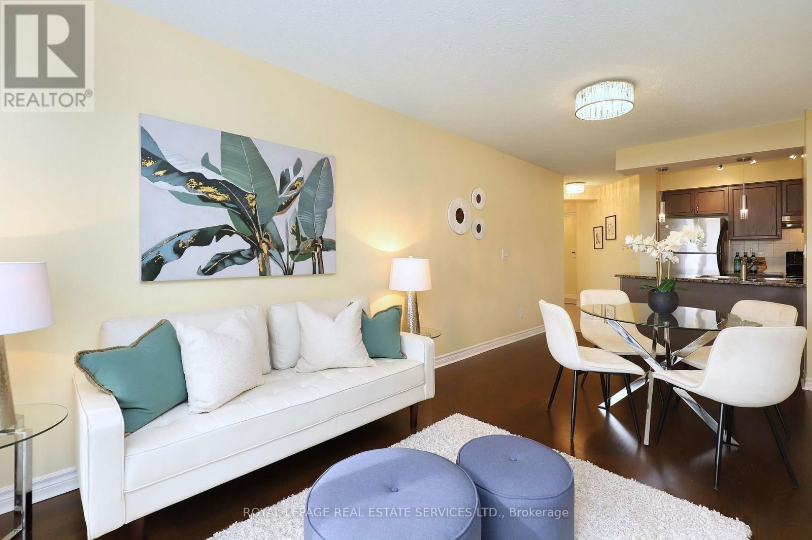 405 - 2379 CENTRAL PARK DRIVE Image 13