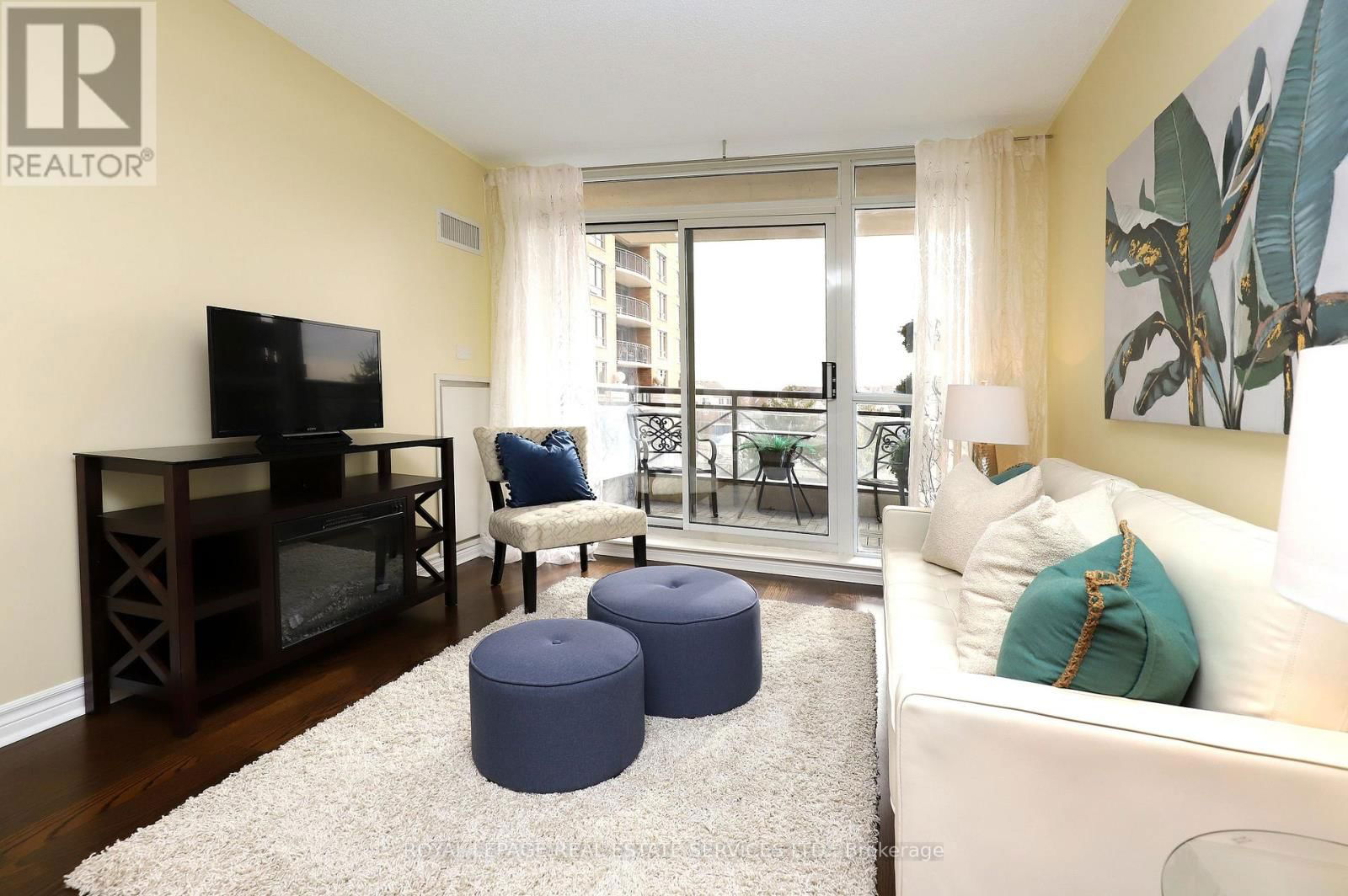 405 - 2379 CENTRAL PARK DRIVE Image 14
