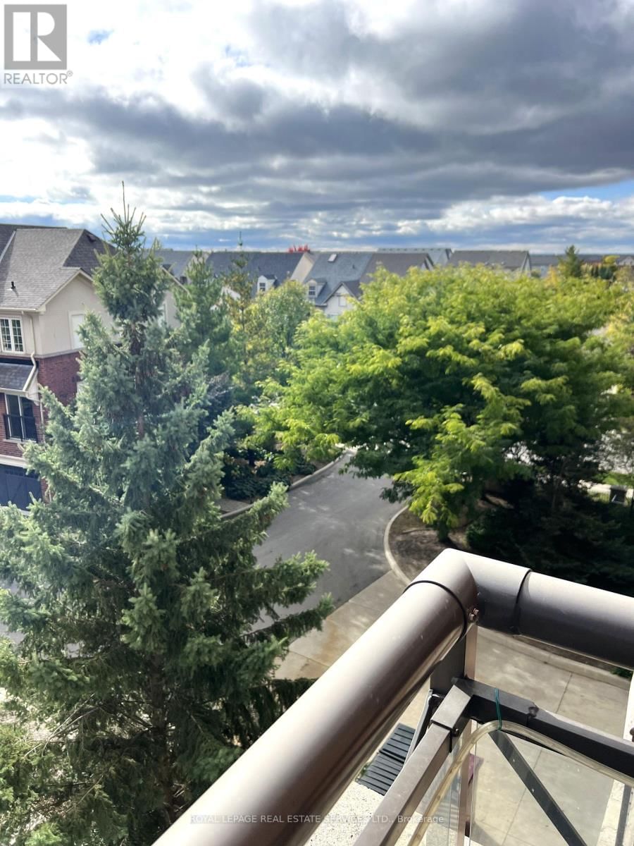 405 - 2379 CENTRAL PARK DRIVE Image 17