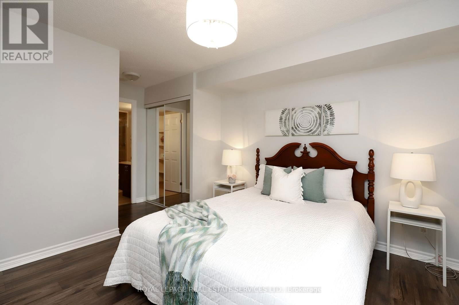 405 - 2379 CENTRAL PARK DRIVE Image 20