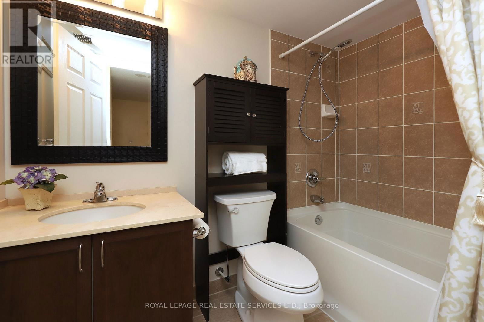 405 - 2379 CENTRAL PARK DRIVE Image 25