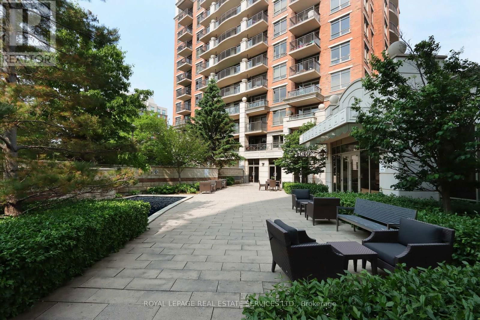 405 - 2379 CENTRAL PARK DRIVE Image 35