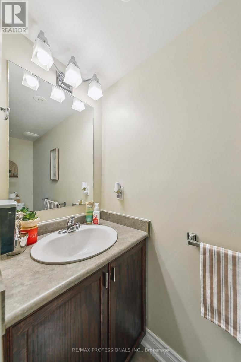 282 - 4975 SOUTHHAMPTON DRIVE Image 12