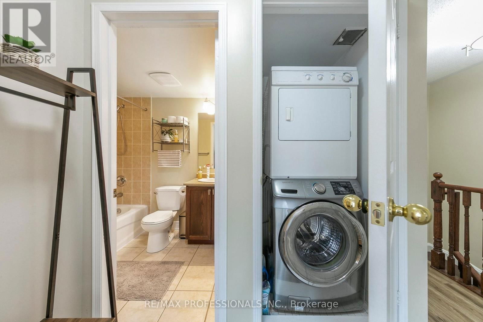282 - 4975 SOUTHHAMPTON DRIVE Image 22