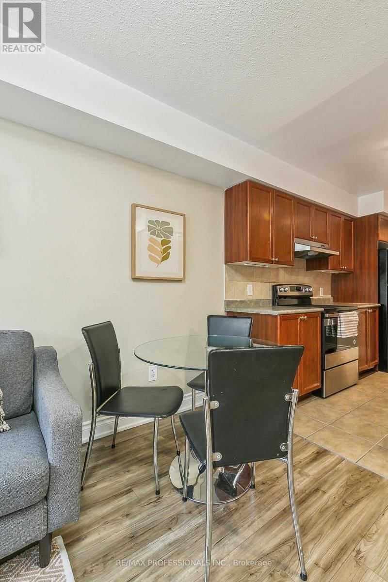282 - 4975 SOUTHHAMPTON DRIVE Image 7
