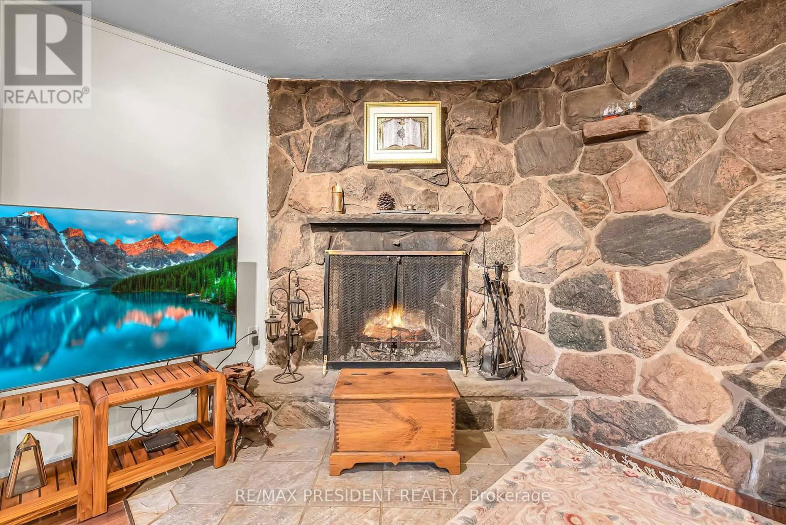 56 FROST STREET Image 40