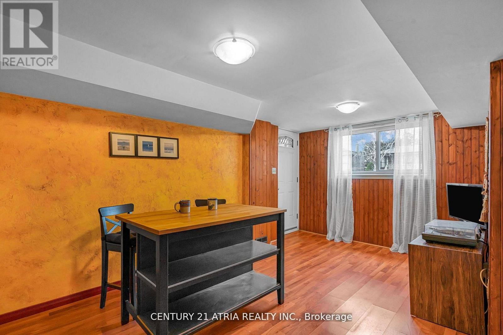 3813 BAYSWATER CRESCENT Image 22