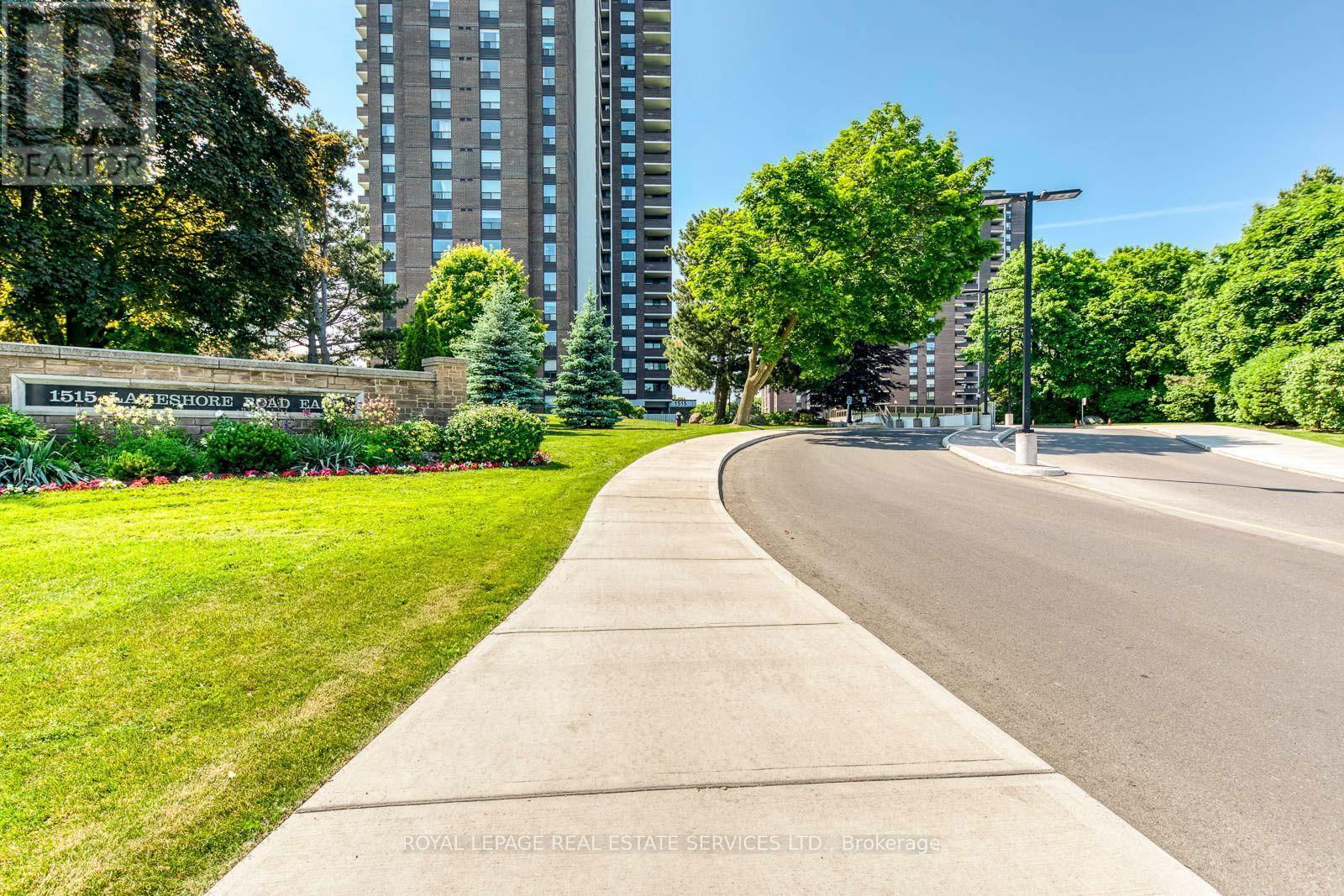 PH09 - 1515 LAKESHORE ROAD EAST Image 1