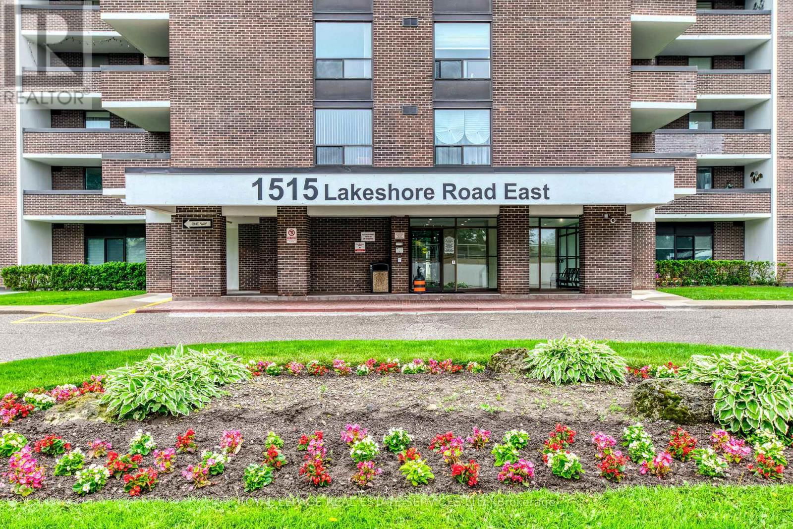 PH09 - 1515 LAKESHORE ROAD EAST Image 2