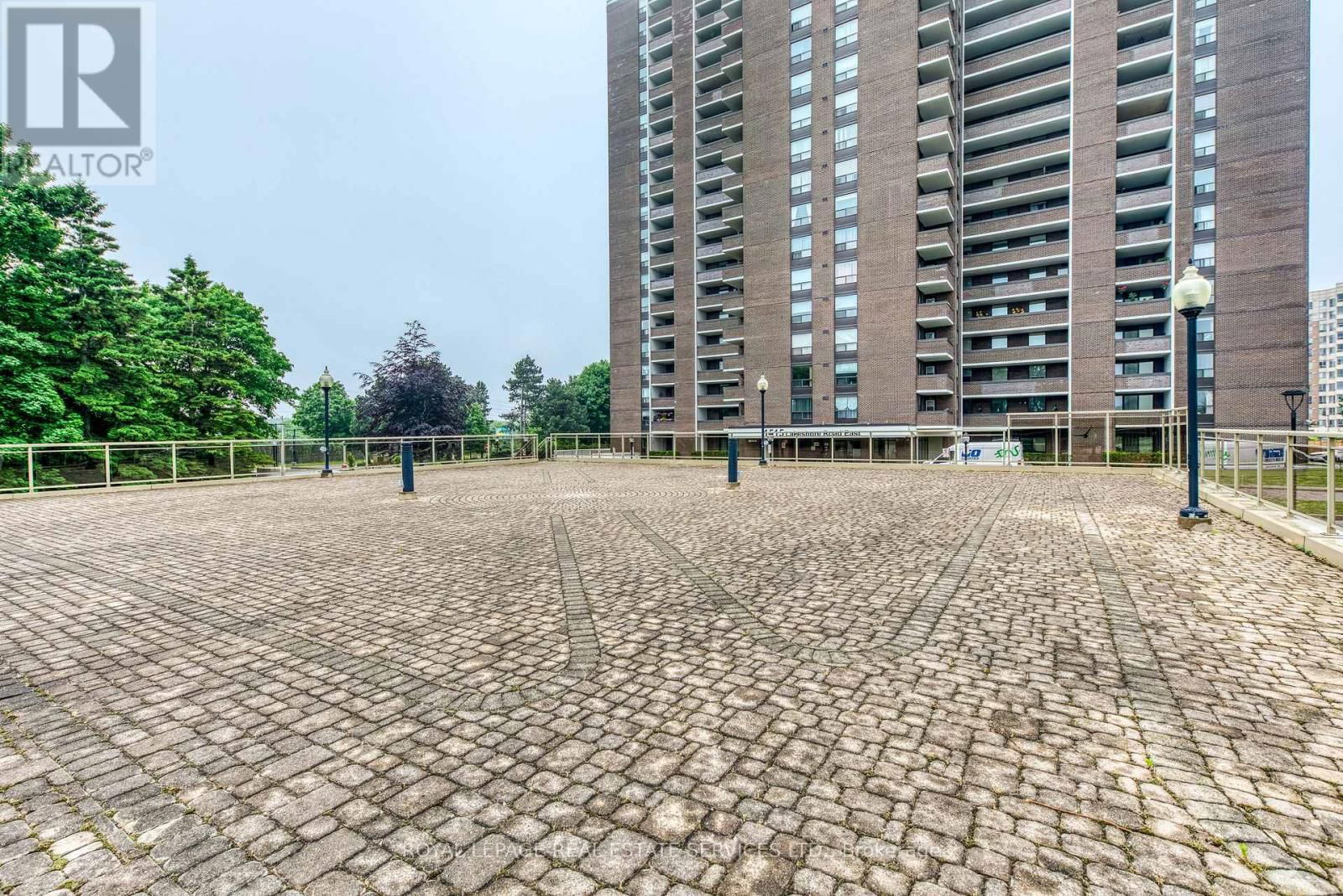 PH09 - 1515 LAKESHORE ROAD EAST Image 42