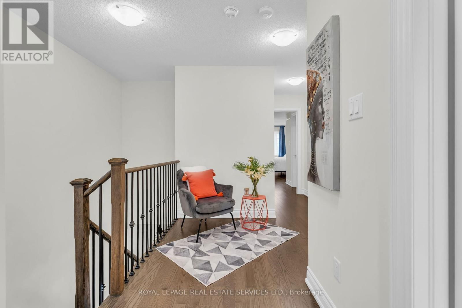 UPPER - 4 HAMMERSLEA COURT Image 17