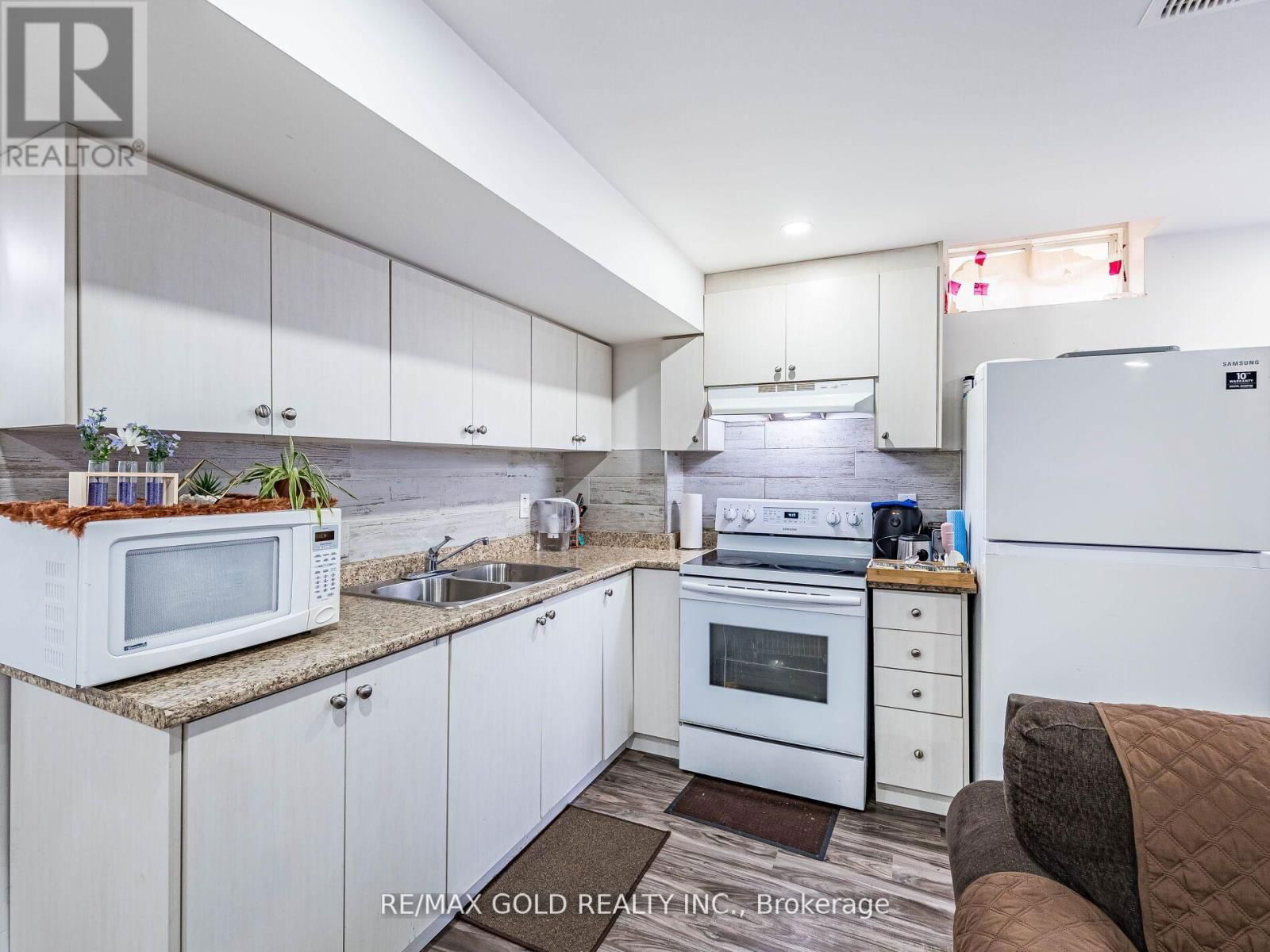 23 HENRY MOODY DRIVE Image 32